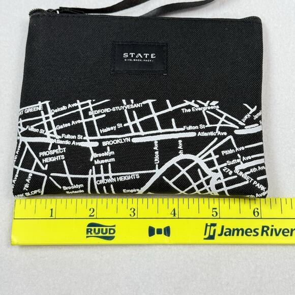 American Airlines Toiletry Bag STATE Amenity Kits Brooklyn Map - Picture 3 of 6